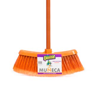 Escoba muñeca